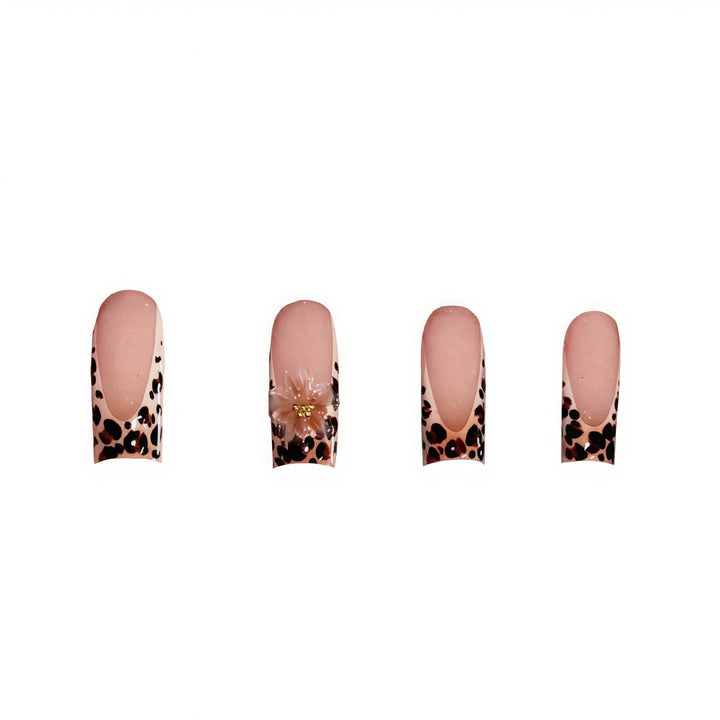 Artistic Floral Leopard Print Press-On Nails Bowlift