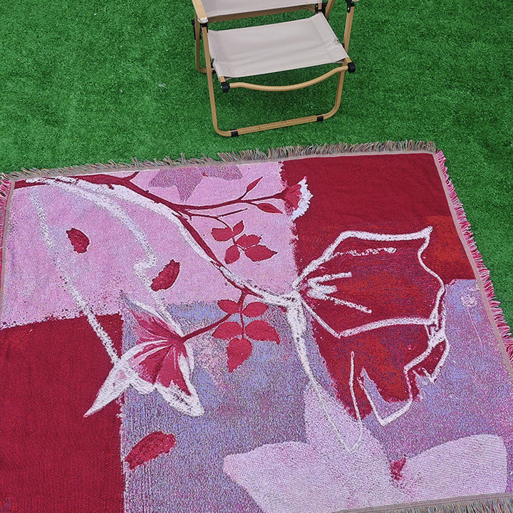 Artistic Floral Pattern Throw Blanket