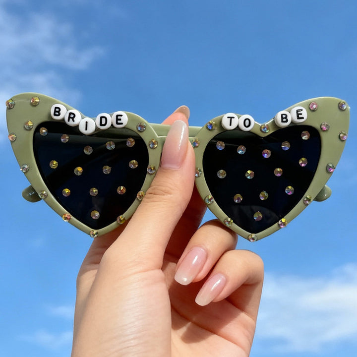 Bride-To-Be Heart-Shaped Sunglasses Bowlift