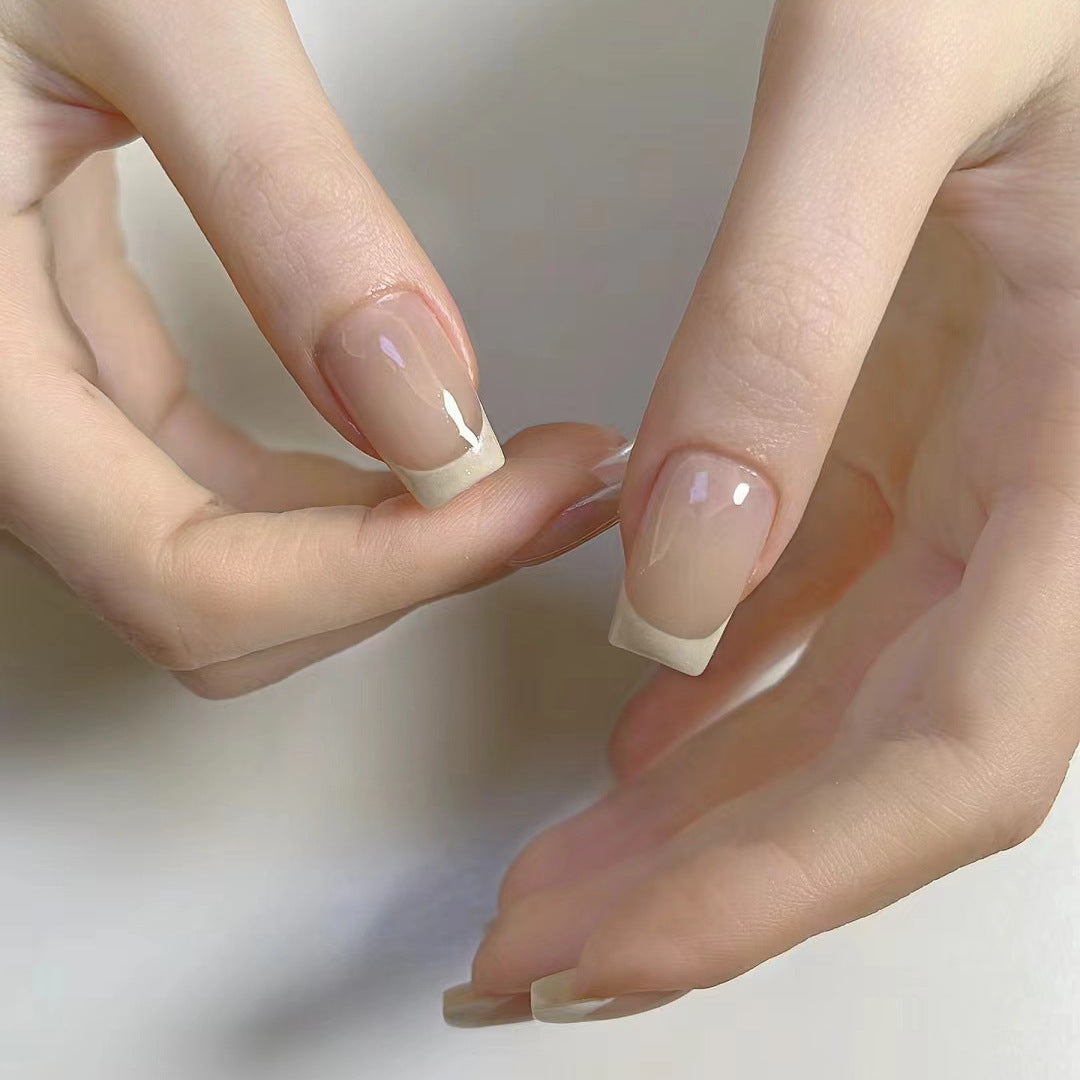 Trendy moon and star design artificial nails Bowlift
