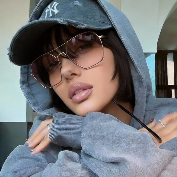 Women's oversized fashion sunglasses with elegant metal frame Bowlift
