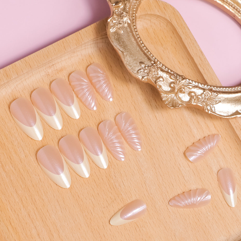 Sculpted Almond-Shaped Press-On Nail Set Bowlift