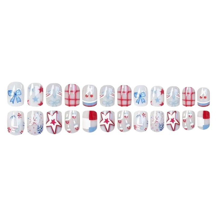 Creative nail art with summer motifs Bowlift