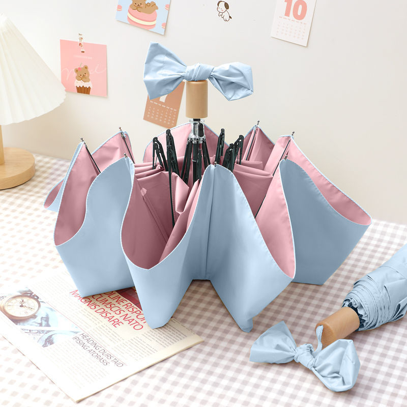 Women's foldable umbrella with innovative folding technology Bowlift