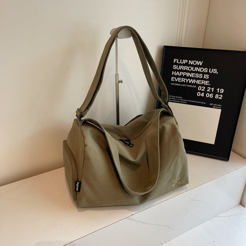 Multifunctional Sports Bag with Practical Carrying Options Bowlift