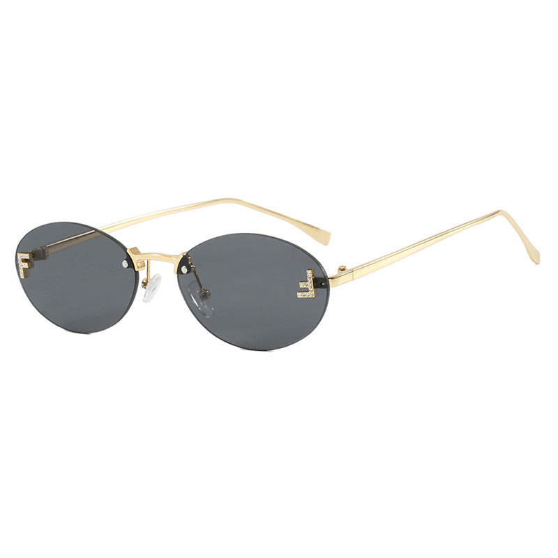 Women's fashionable sunglasses with elegant, round lenses and delicate metal frame Bowlift