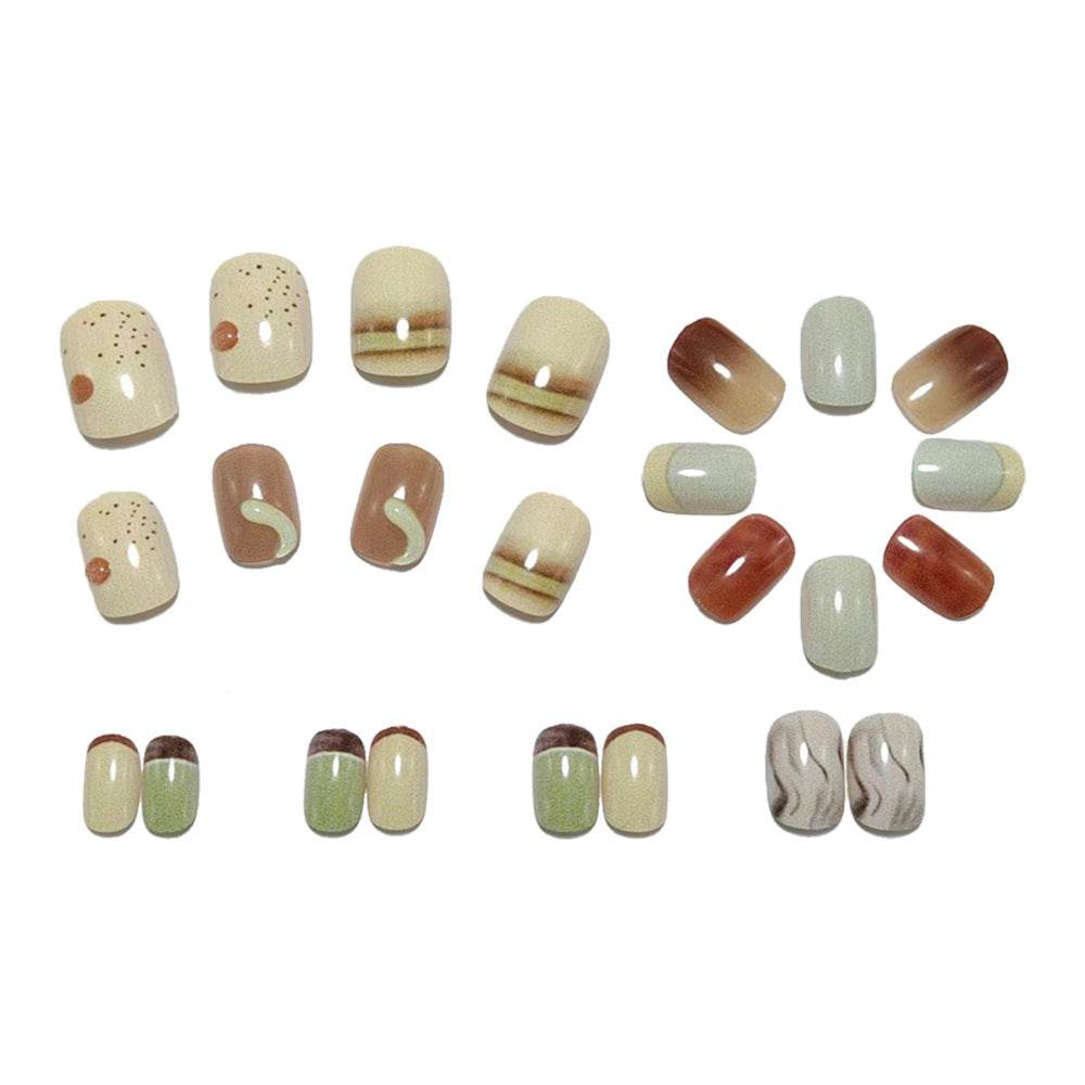 Artificial nails in elegant marble design Bowlift