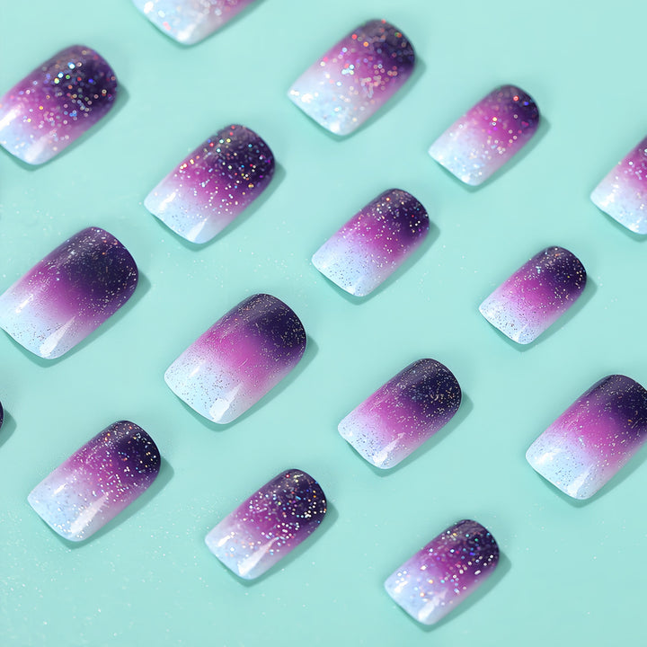 Acrylic nails with luxurious ombre effect Bowlift