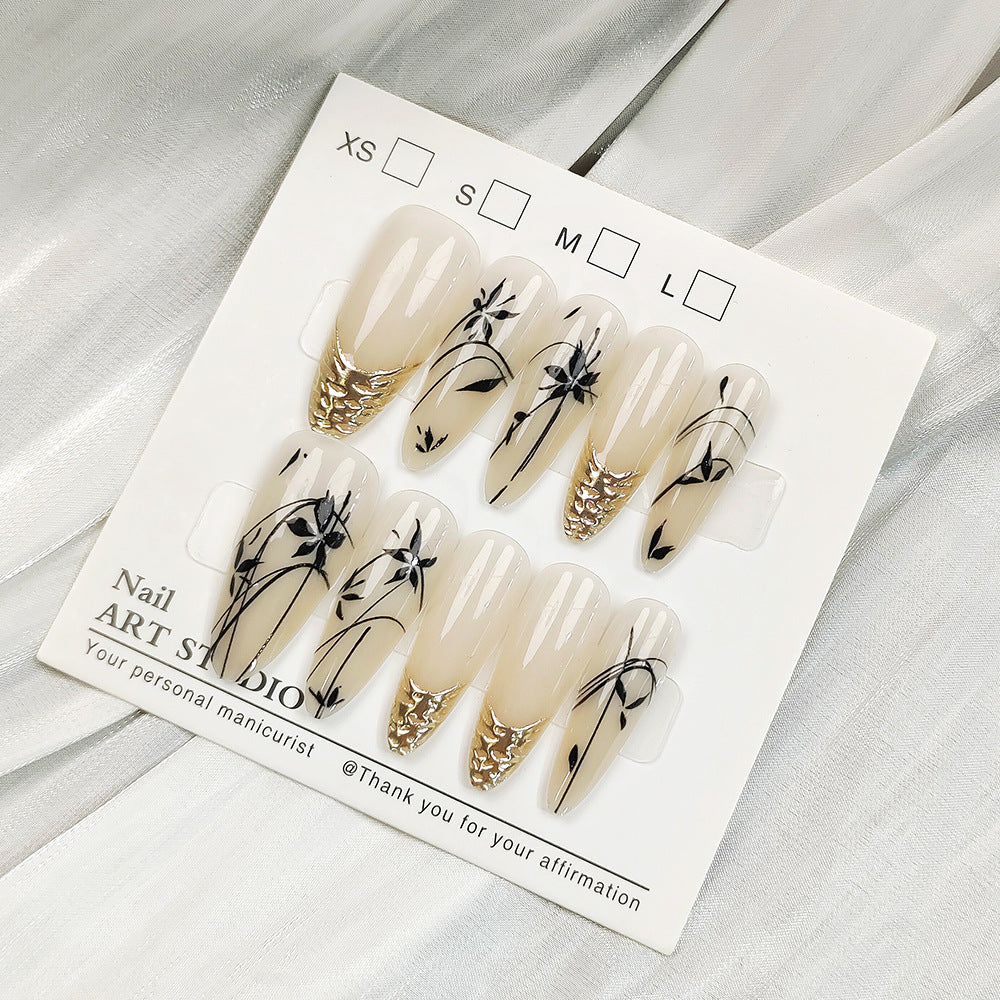 Artificial nail tips with shimmering design Bowlift