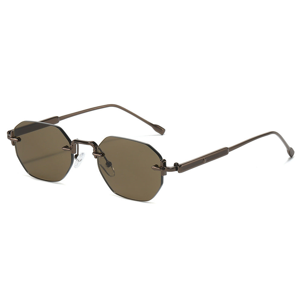 Chic Oversized Octagonal Sunglasses with Elegant Metal Accents Bowlift