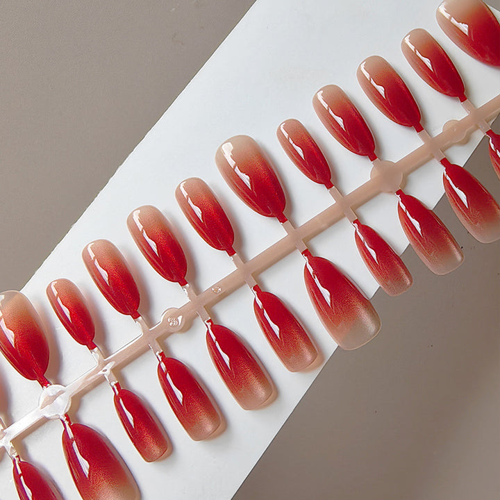 Artificial Nails in Elegant Ombre Look Bowlift