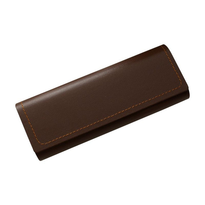 Elegant glasses case made of premium leather Bowlift