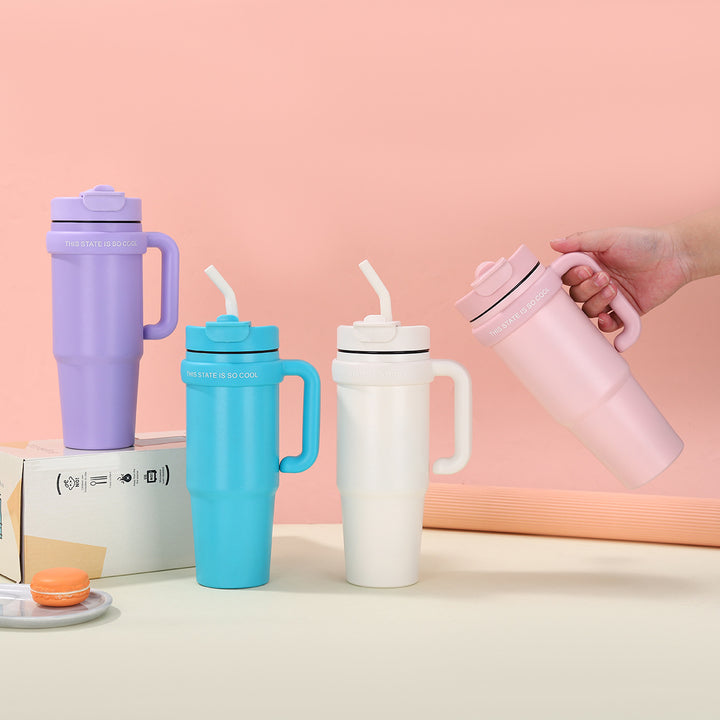 Unisex drinking cup with integrated straw Bowlift