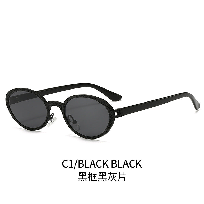 Ladies Glamorous Sunglasses with Luxurious Jewelry Frame Bowlift