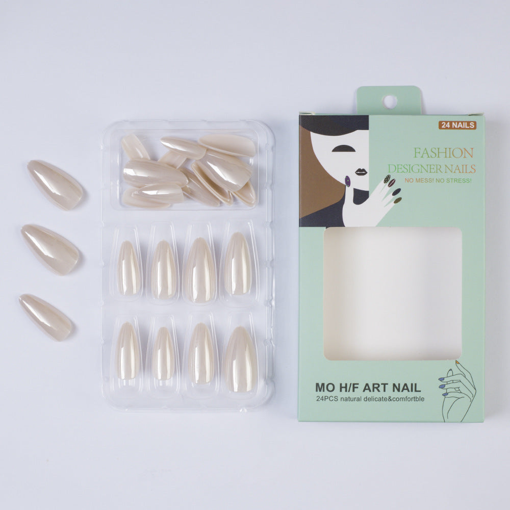Elegant artificial nails for special occasions Bowlift