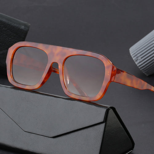 Ladies oversized square sunglasses with modern design Bowlift