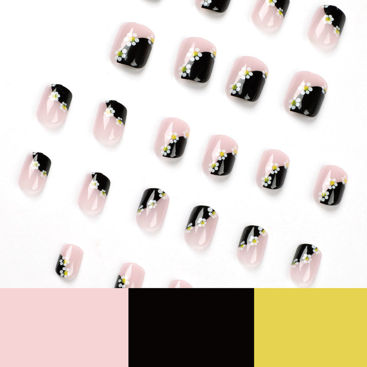 Artful Nail Art with Floral Pattern Bowlift