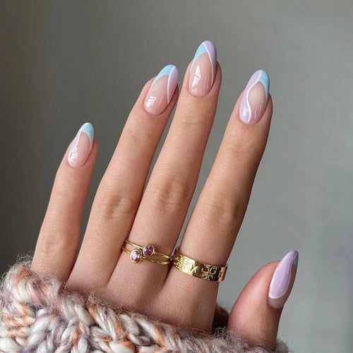 Artful Nail Art with Elegant Design Bowlift