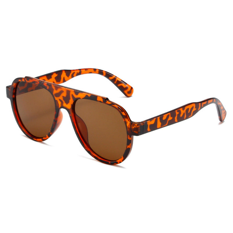 Ladies fashionable sunglasses in eye-catching animal print Bowlift
