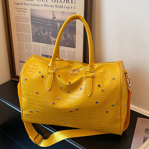 Elegant Handbag with Luxurious Crocodile Pattern and Colorful Applications Bowlift