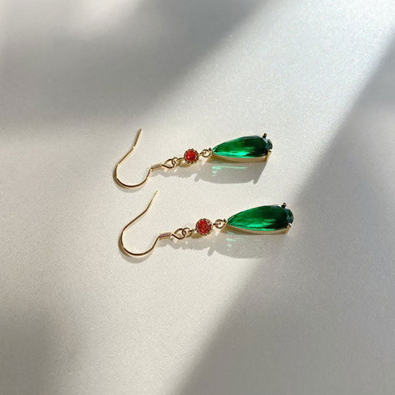 Elegantly Crafted Clip-On Earrings Bowlift