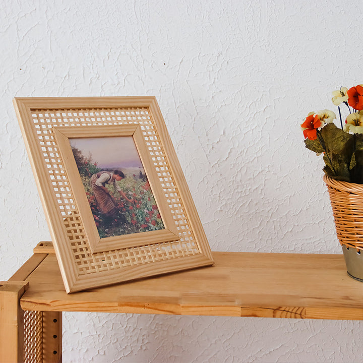 Artistic Picture Frames Bowlift