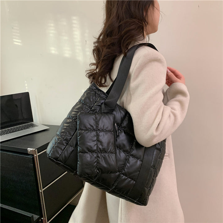 Versatile Quilted Tote Bag Bowlift
