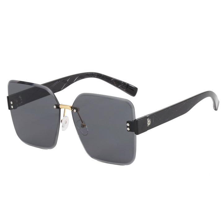 Women oversized square sunglasses with fashionable decor Bowlift