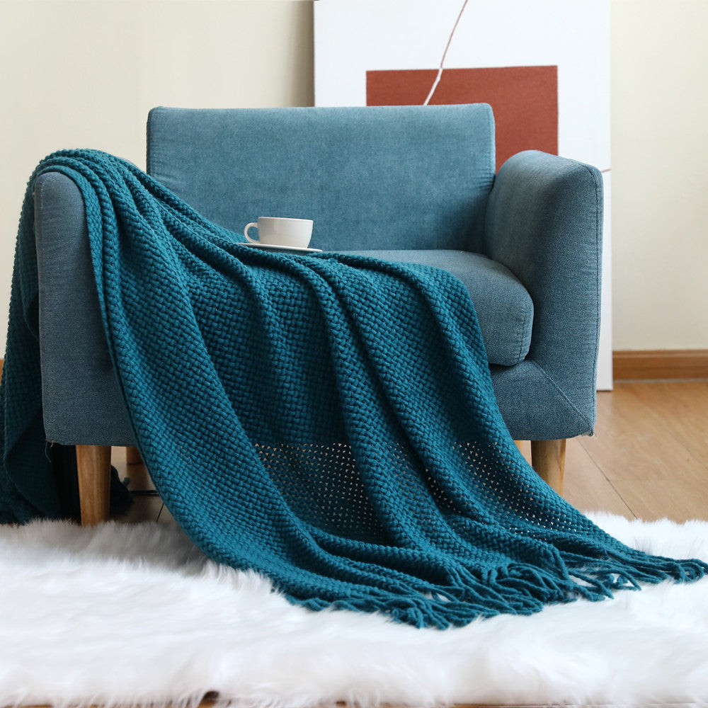 Women cozy knit blanket with decorative pattern Bowlift