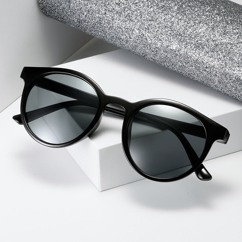Chic Round Sunglasses Bowlift