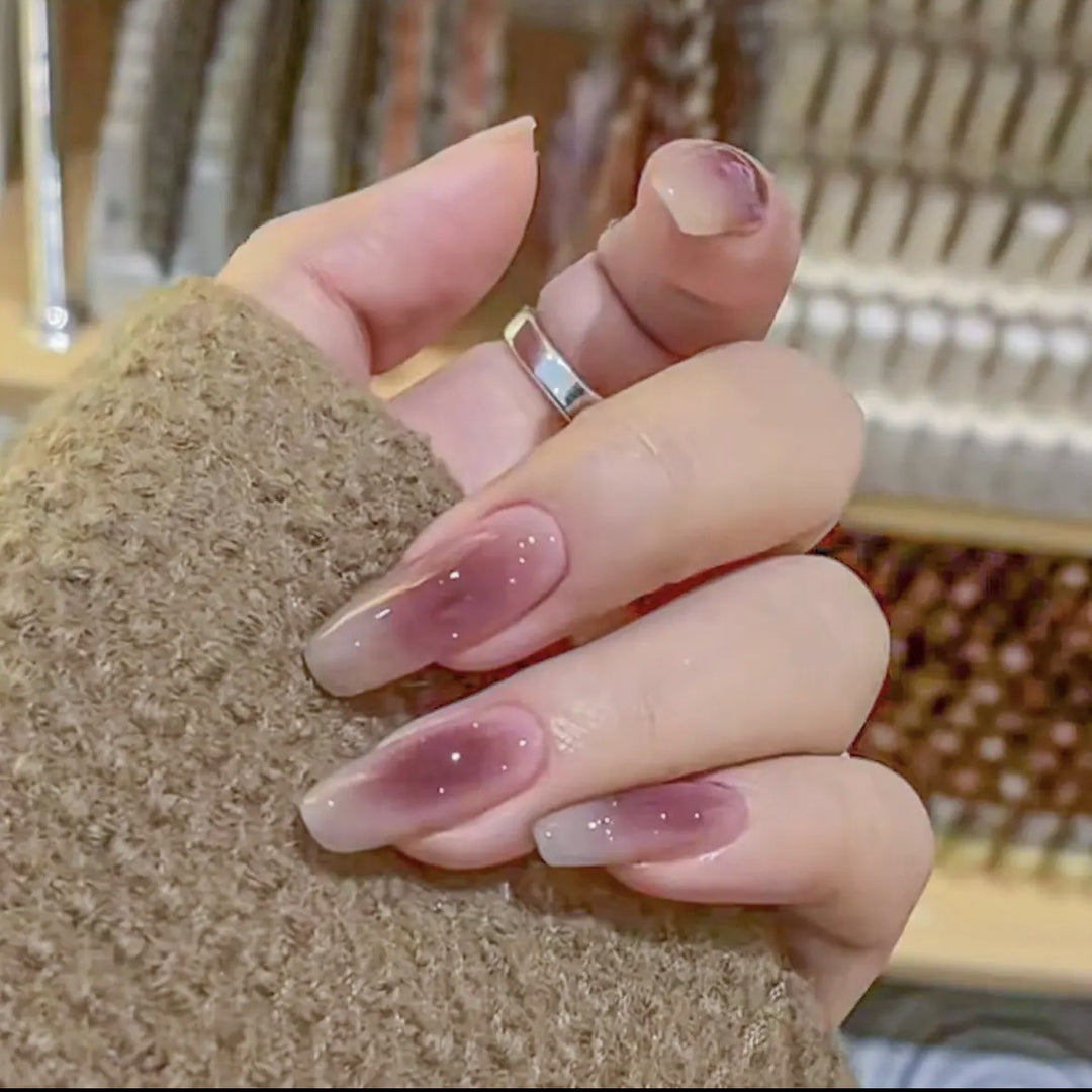 Glamorous Nail Extensions Bowlift