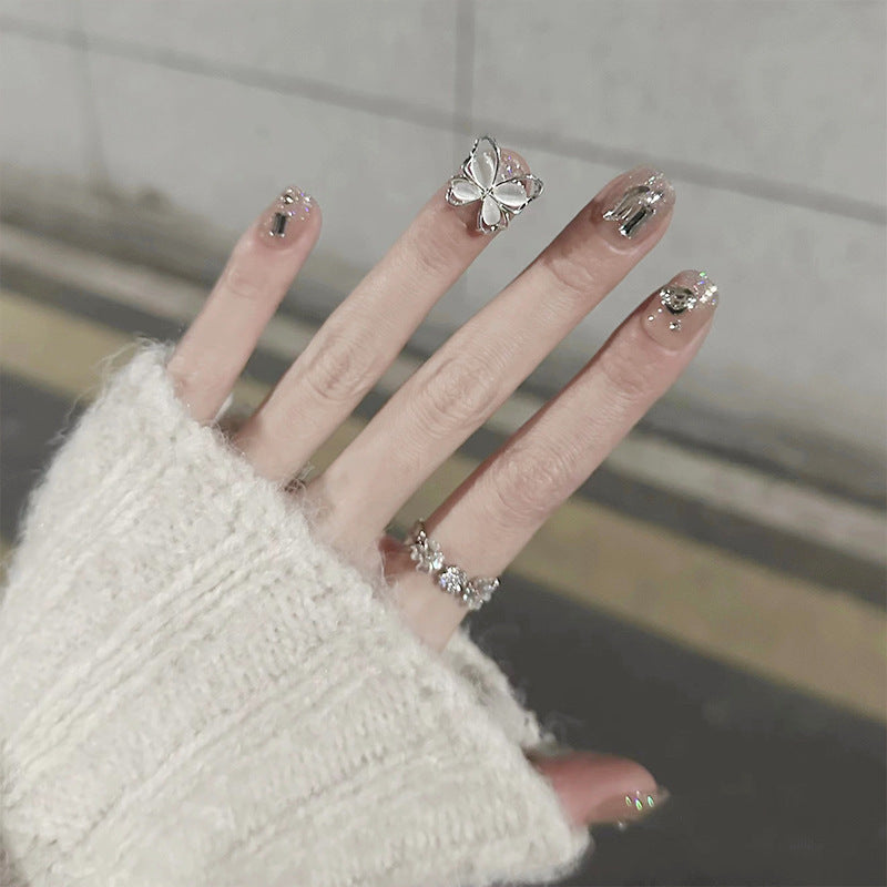 Festive Holiday Themed Press-On Nail Art Bowlift
