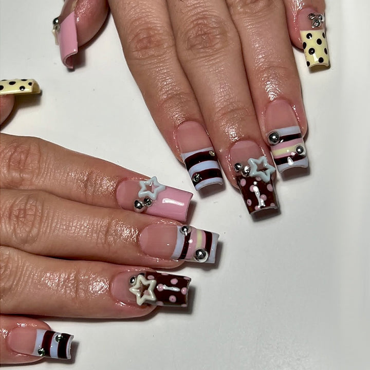 Artificial Nail Art Bowlift