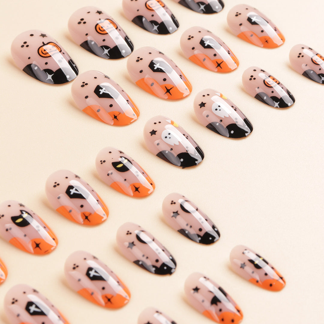 Halloween-Themed Press-On Nail Art Set Bowlift
