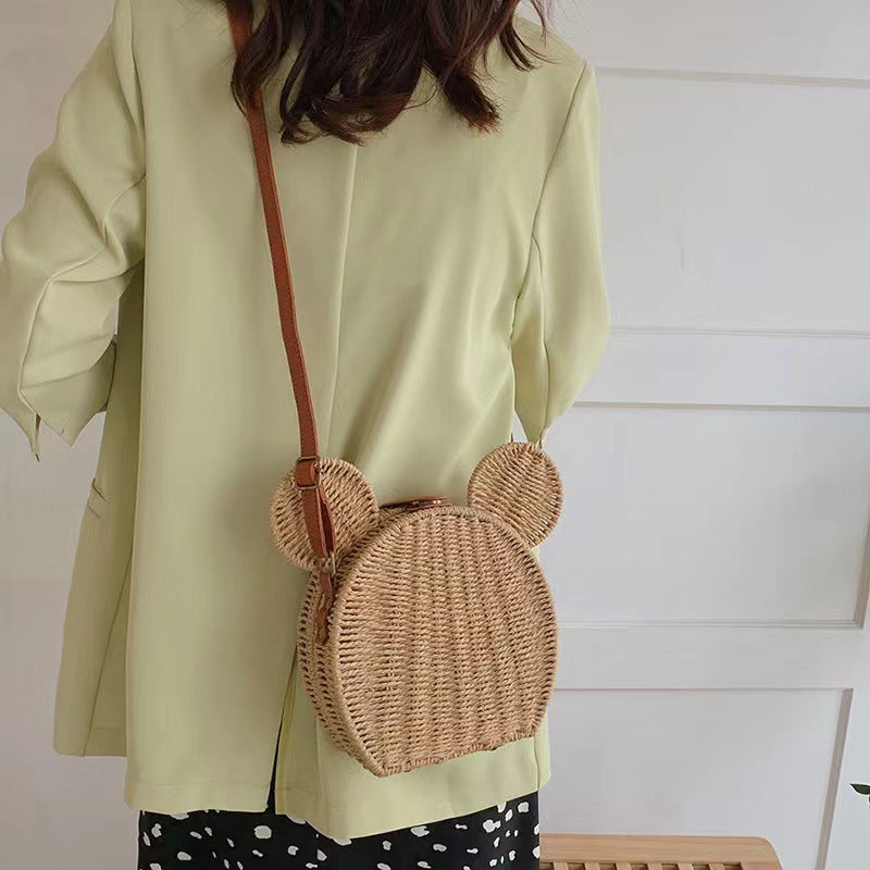Women's shoulder bag with playful ear design Bowlift