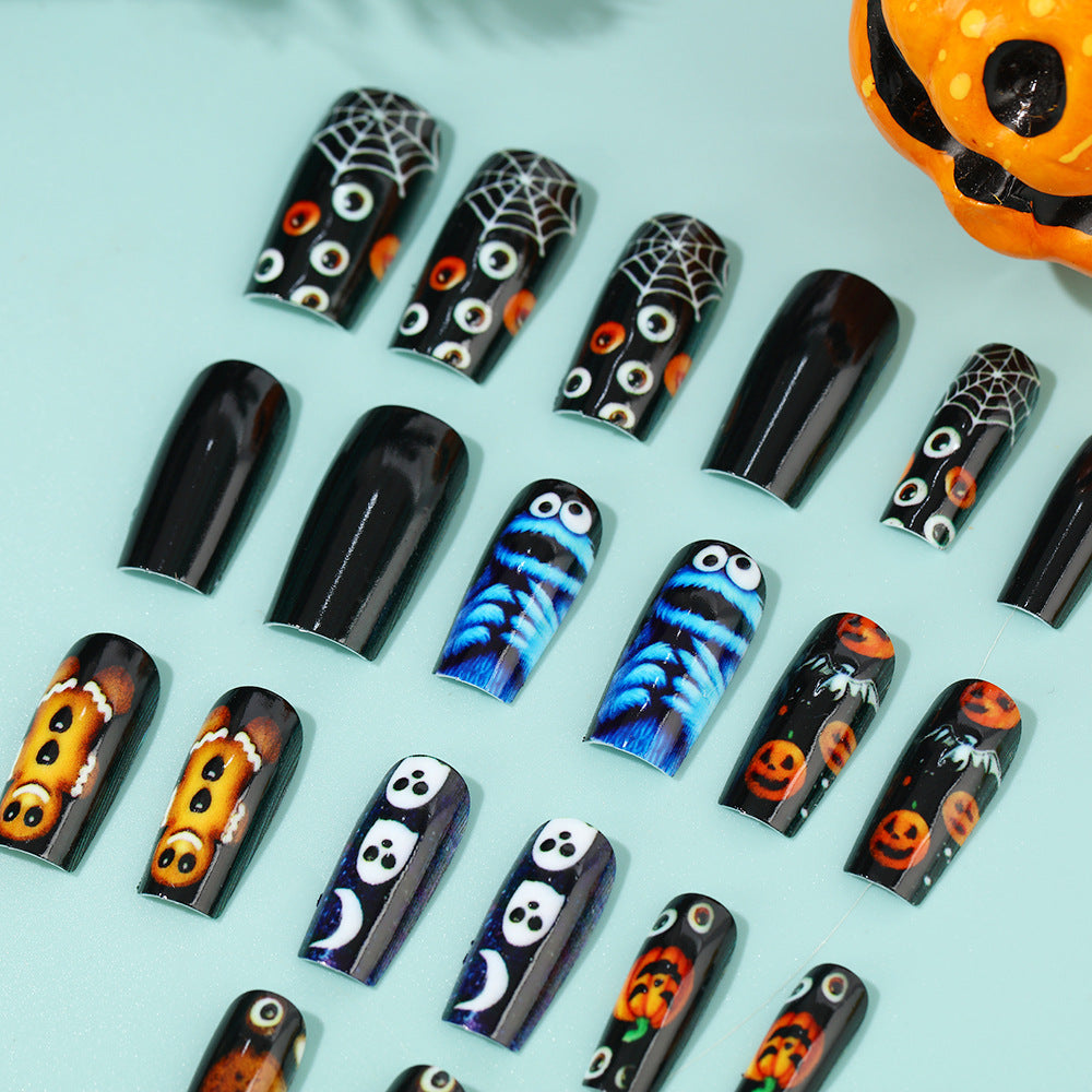 Creative Halloween-style art nails Bowlift