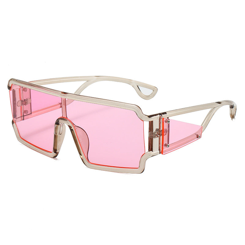 Ladies fashionable sport sunglasses with protective frame and trendy design Bowlift