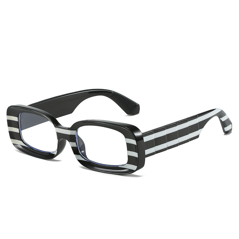 Women's fashionable sunglasses in unique square design Bowlift