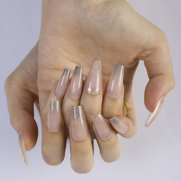 High-gloss artificial nails with rose effect Bowlift