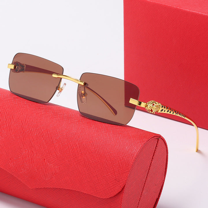 Women Square Sunglasses in Elegant Style Bowlift