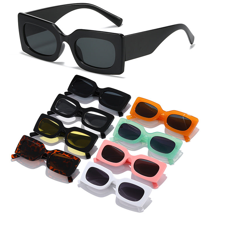 Women's Fashion Sunglasses in Modern Square Design Bowlift