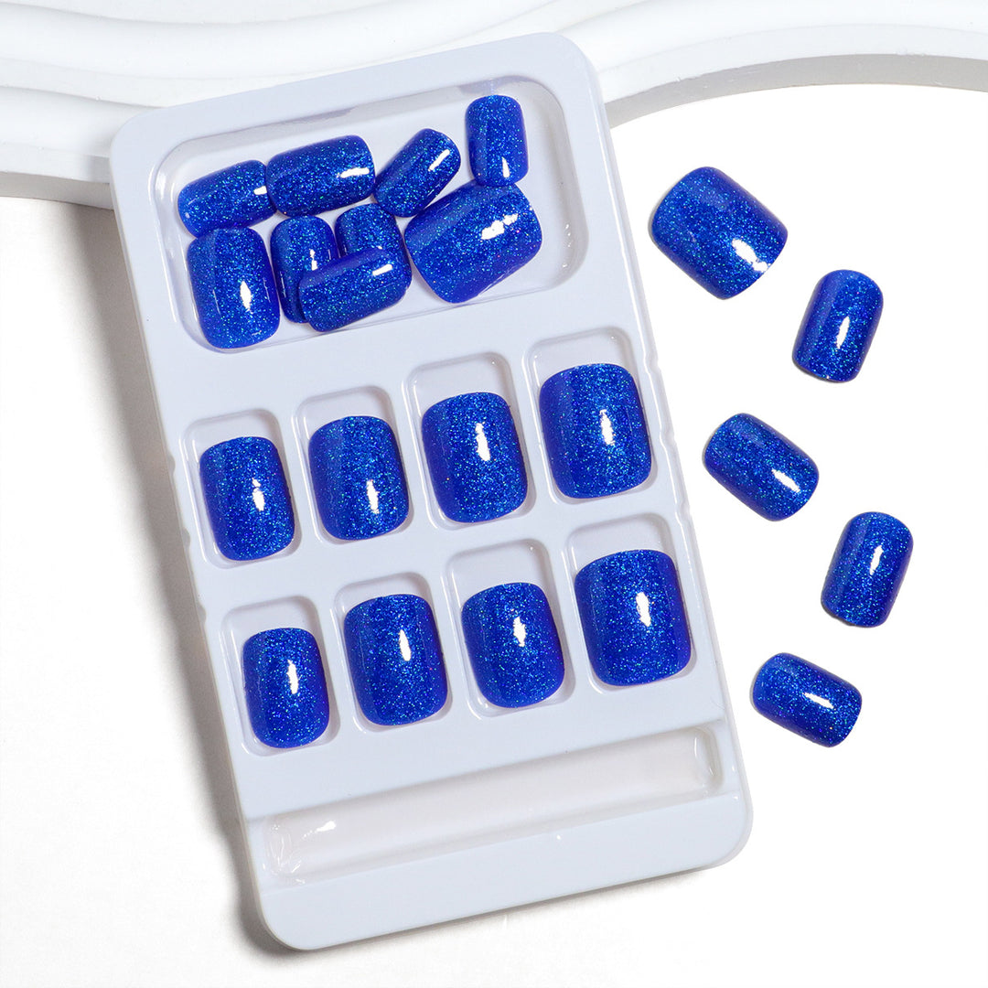 Glittering Nail Art Tips Bowlift