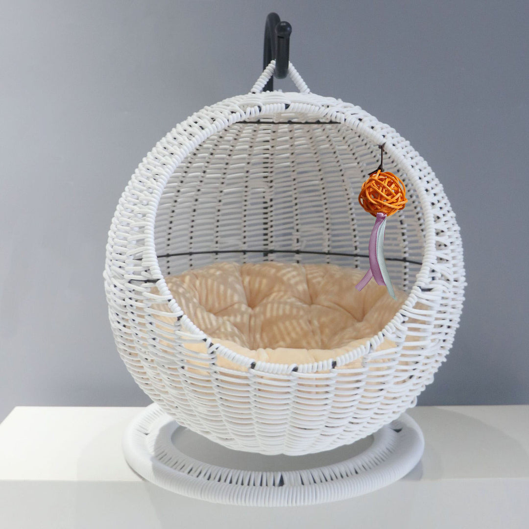 Hanging basket with comfortable padding Bowlift