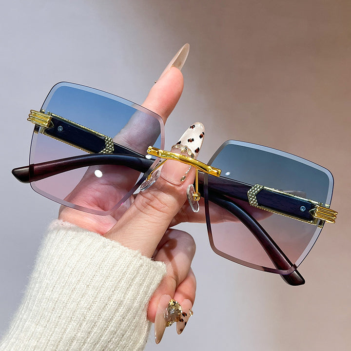 Women's stylish oversized square sunglasses Bowlift