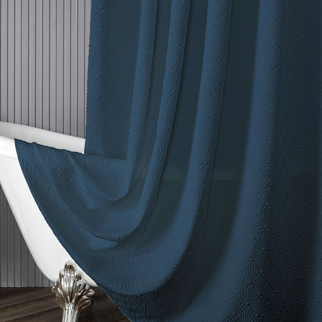 Textured Leaf Pattern Shower Curtain Bowlift