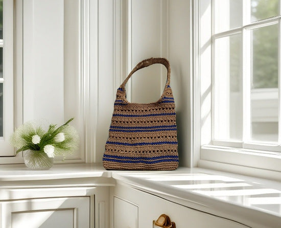 Crocheted Shoulder Bag Bowlift