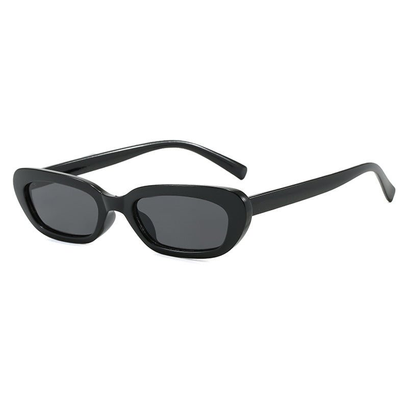 Women's trendy cat-eye sunglasses with transparent plastic frame and UV protection Bowlift