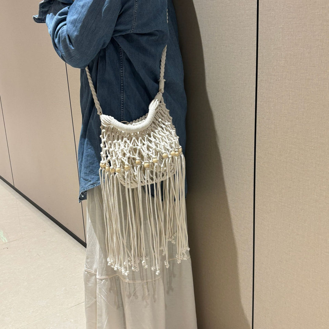 Hand-knotted shoulder bag with tassels Bowlift
