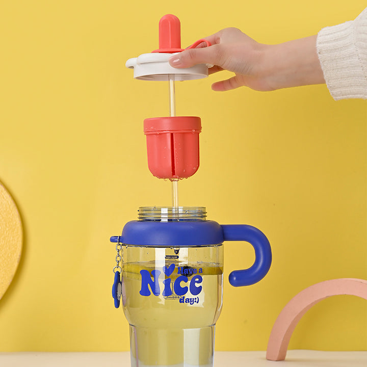 Unisex drinking cup with integrated straw and spill protection Bowlift