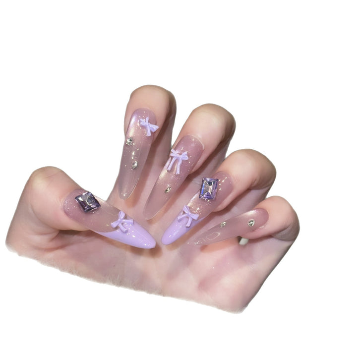 Elegant Handcrafted Press-On Nail Art Set Bowlift